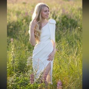One shoulder bow dress white